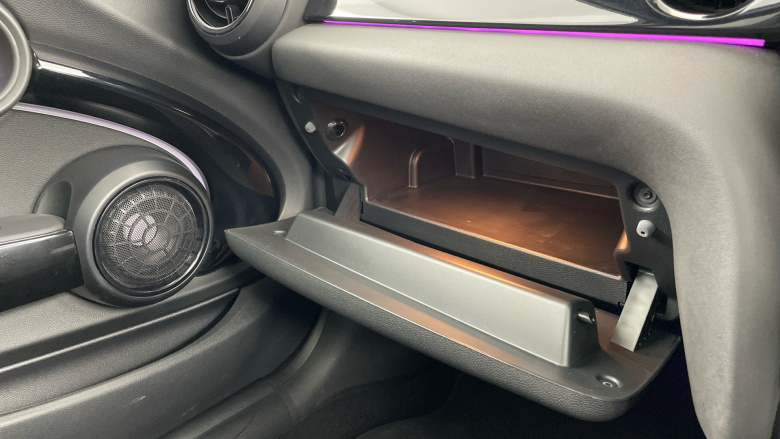 MINI Hatchback 135kW Cooper S Level 3 33kWh 3dr Auto Electric Hatchback